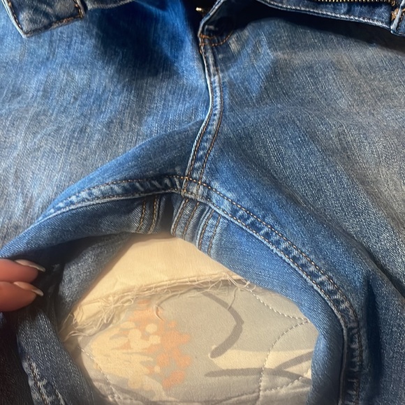 Jeans - Picture 5 of 8